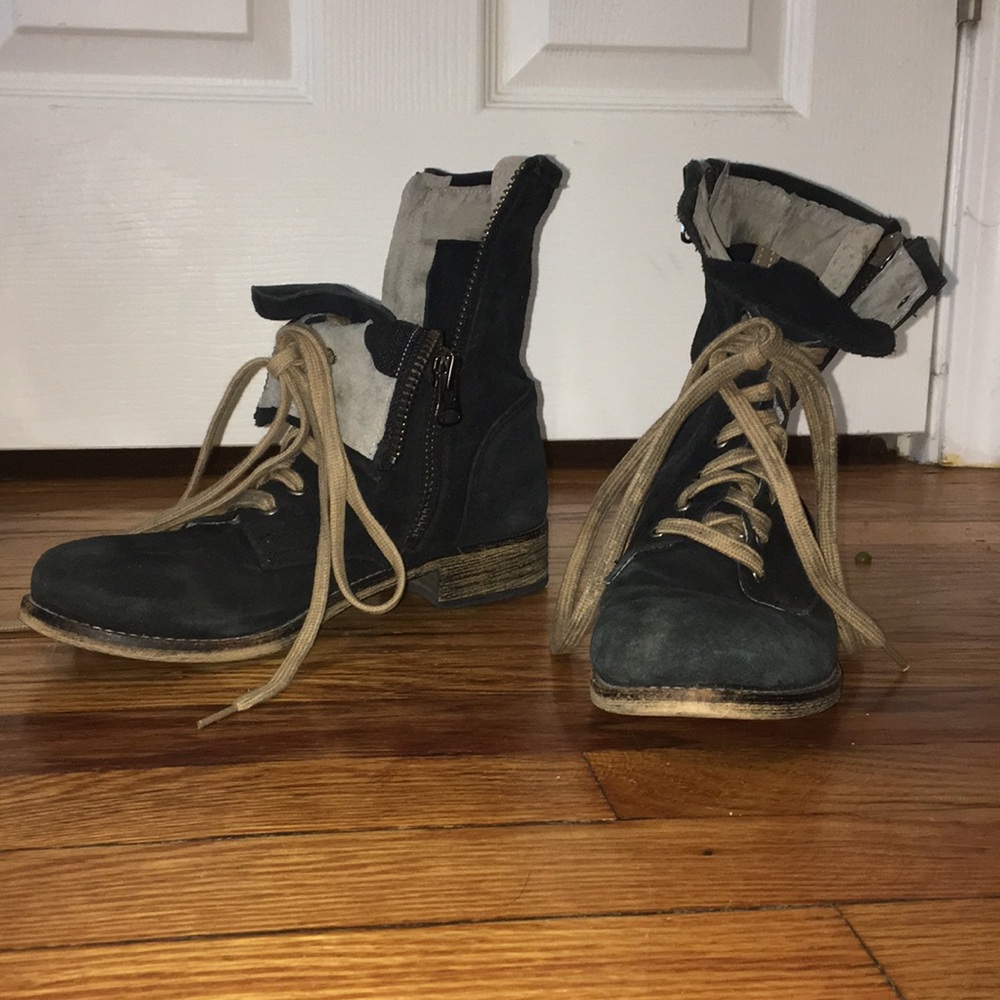 MTNG Originals made in Spain black suede boots